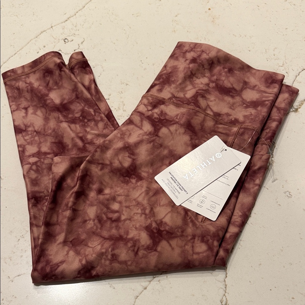 Athleta Size 1X Salutation Stash Pocket II Printed 7/8 Maroon Tights / Leggings